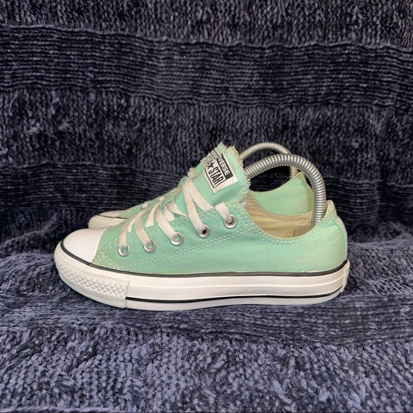 Converse Chuck Taylor OX Sneakers in Beach Glass Women's 6 136565F - Picture 3 of 8